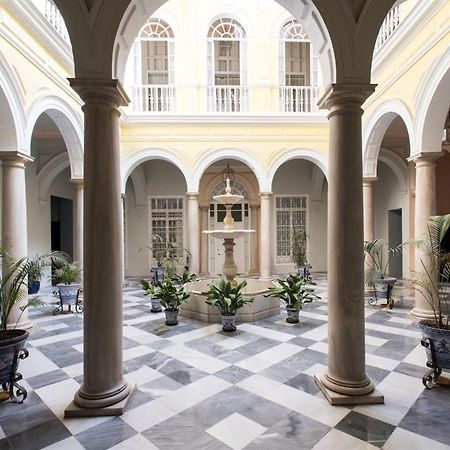 Cozy Apartment In House-Palace With Private Patio Севилья Экстерьер фото